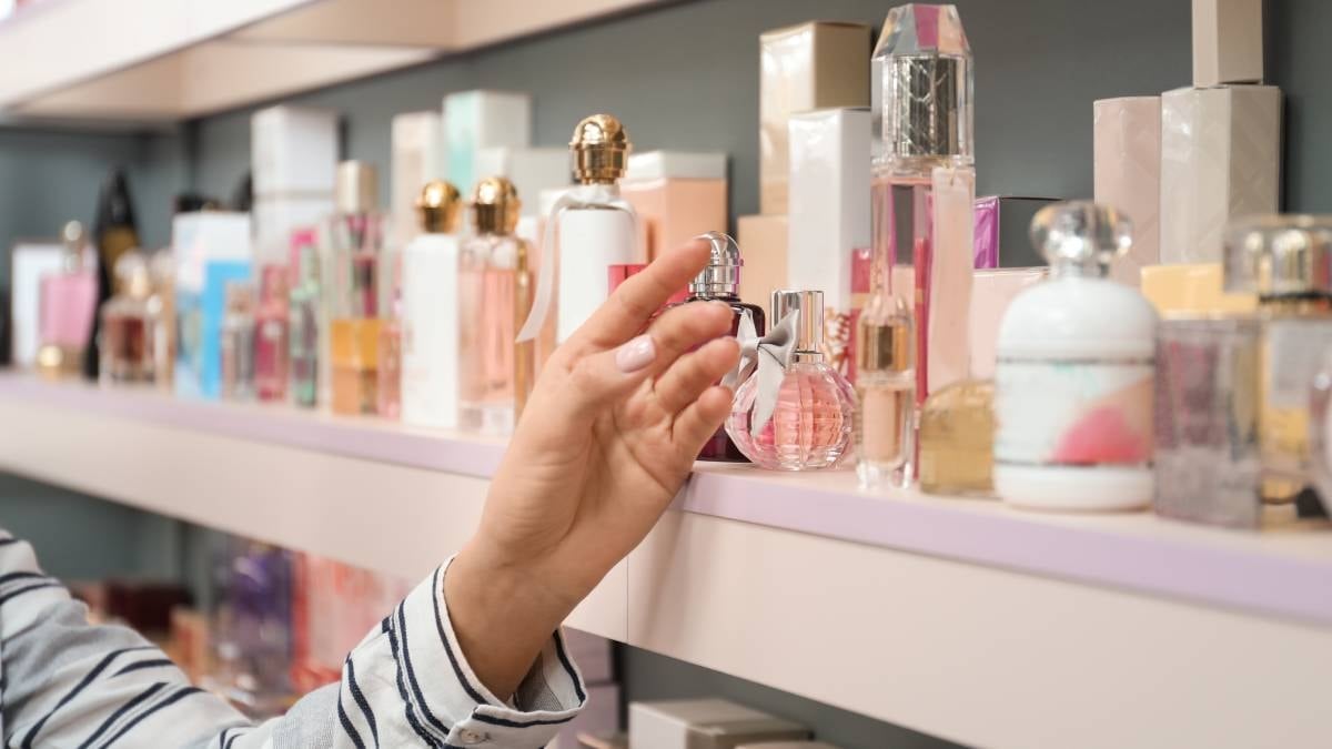 2 parfüm markası acilen toplatılıyor: İçinde yasaklı madde varmış