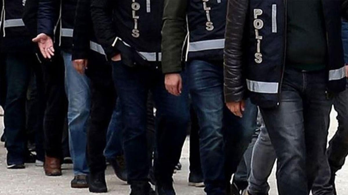 Sosyal medyada silahla görüntü paylaşanlar yandı! Büyük operasyonu Bakan açıkladı