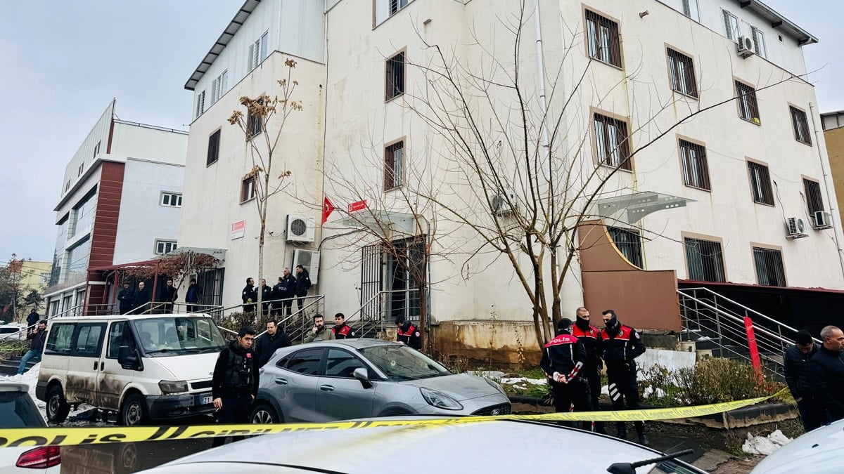Diyarbakır'da kanlı pusu: 1 ölü, 1 yaralı