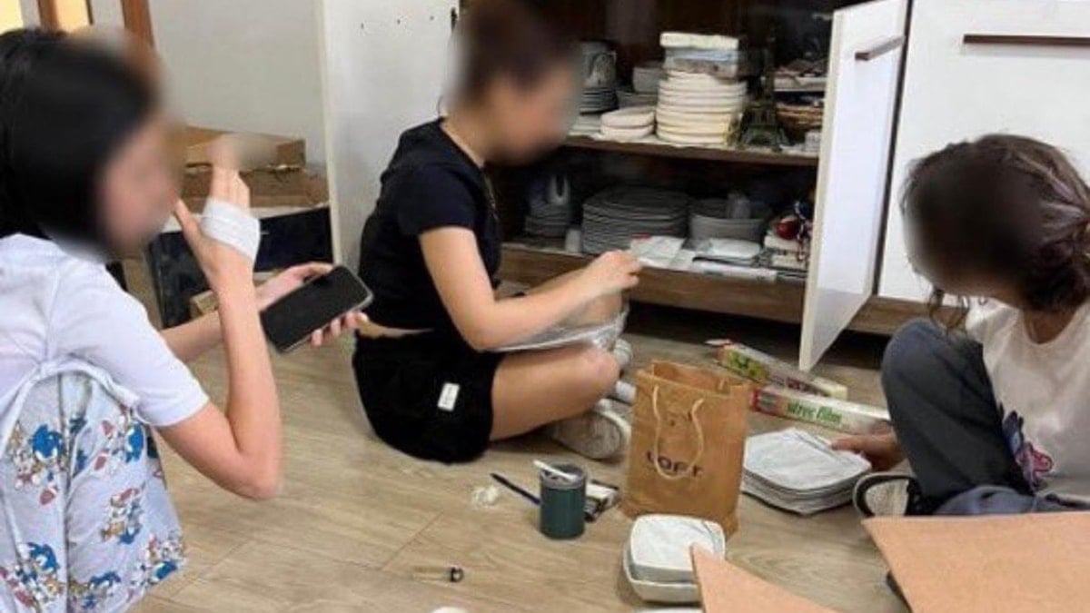 Utanmaz öğretmen, insan kaçakçılığından gözaltında