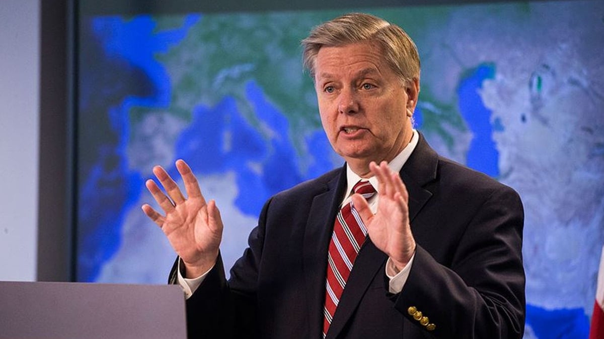 ABD'li senatörden Küba ve İran'a gözdağı