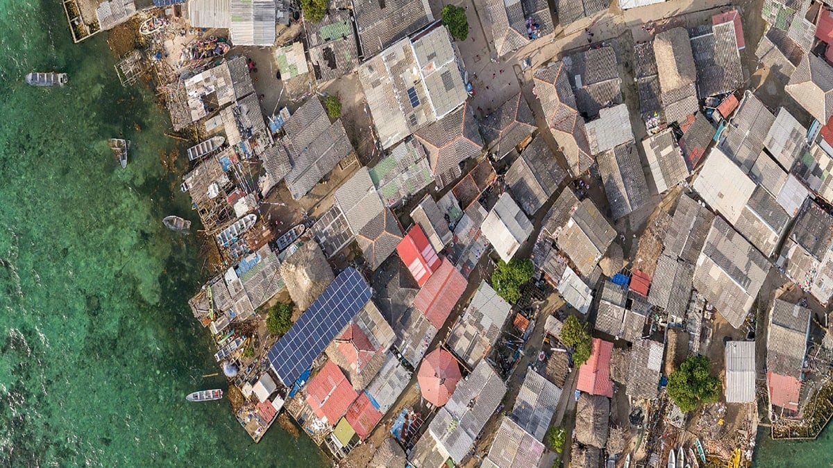 Dünyanın en kalabalık adasında bisiklet bile koymaya yer yok