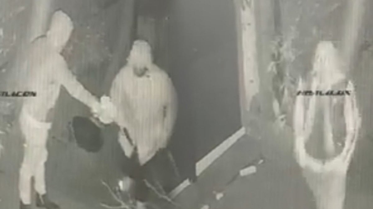 Silahlı saldırı düzenleyip uyumaya gittiler