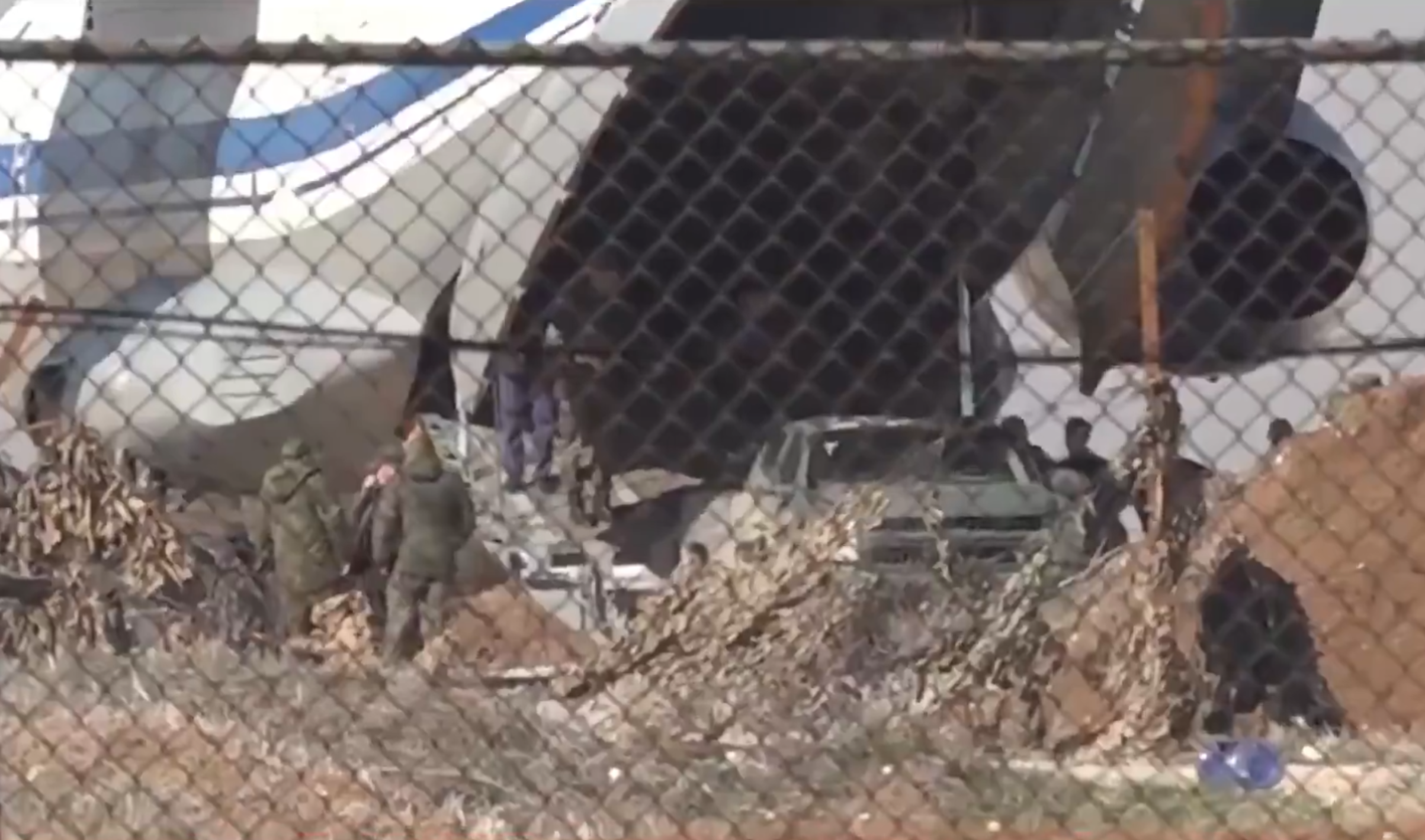 Ruslar Kamışlı'dan apar topar çekildi: Son darbenin habercisi mi?