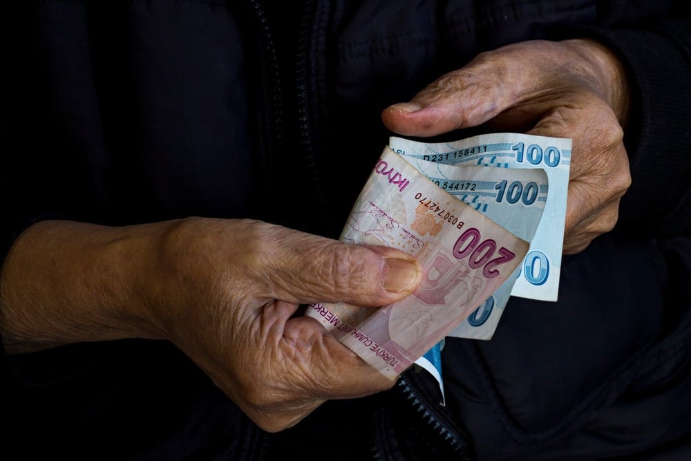 Meclis bu düğümü çözmezse milyonlarca emekli ömür boyu düşük maaş alacak