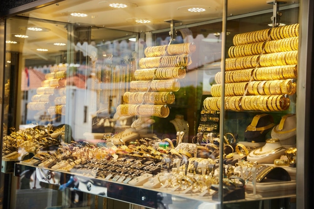 Herkes altına koşunca, Şimşek'in yasakladığı ürün tekrar vitrine çıktı