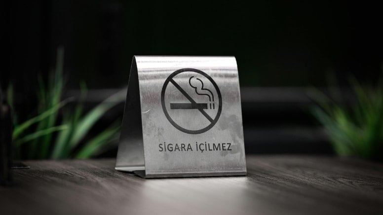 Tiryakilere kötü haber! Sigaraya yasak yolda