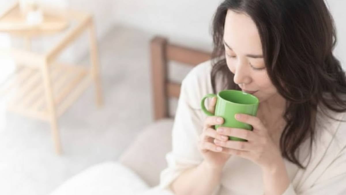 Süt, kefir veya meyve suyu değil: Sudan sonra en sağlıklı içecek belli oldu