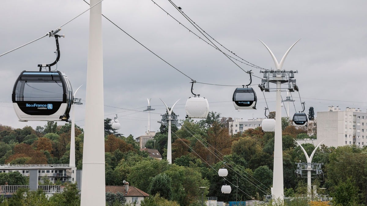 Avrupa'nın en uzun teleferiği: 40 dakikalık yol yarıya indi
