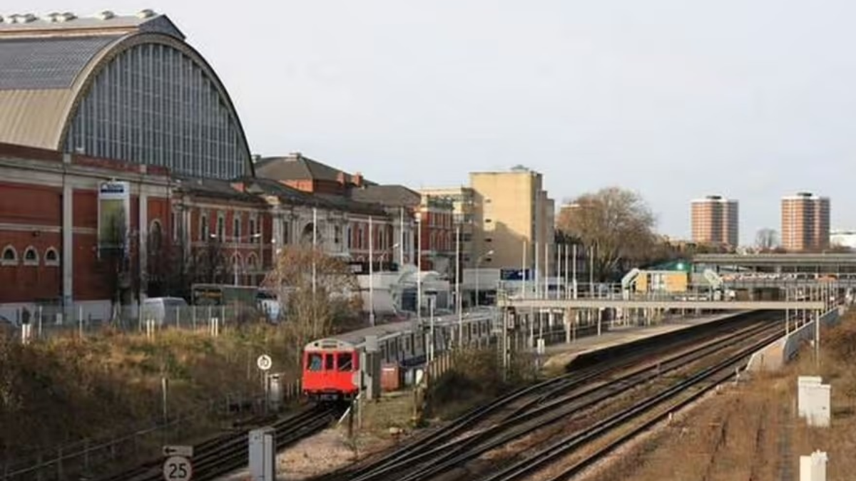 Haritada yıllarca gizlenen tren istasyonunun sırrı ortaya çıktı