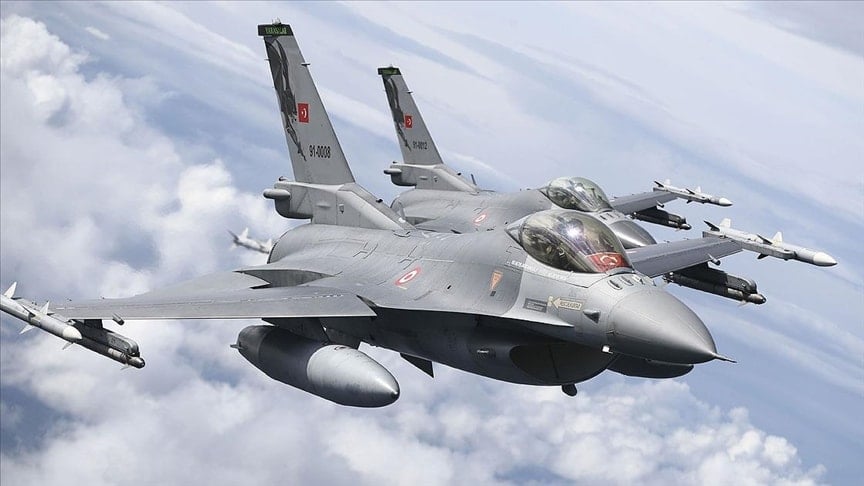 Türk F-16'ları Somali'ye yerleşti