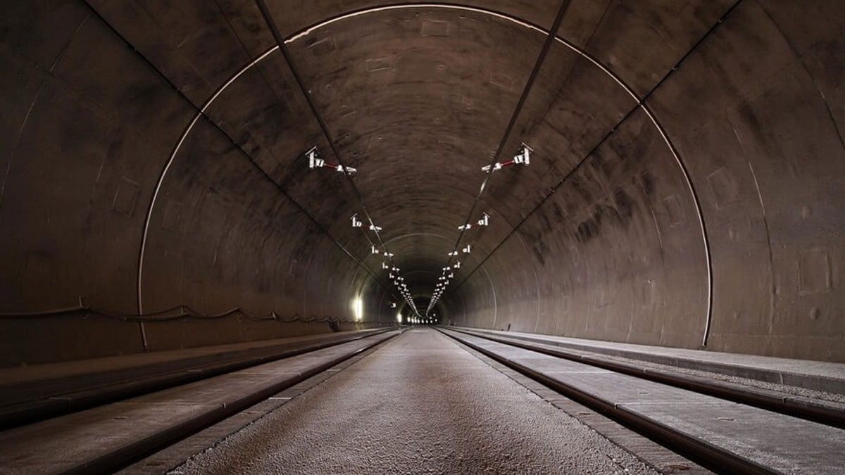 Dünyanın en uzun kanal tüneli: En yakın rakibinin iki katı