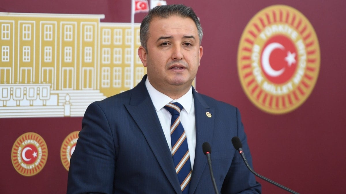 CHP listelerinden seçilmişti! Bir vekil daha AKP'ye geçiyor