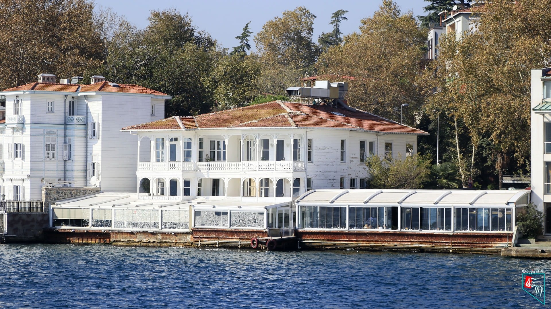 Boğaz'daki 200 yıllık tarihi yalı satılıyor