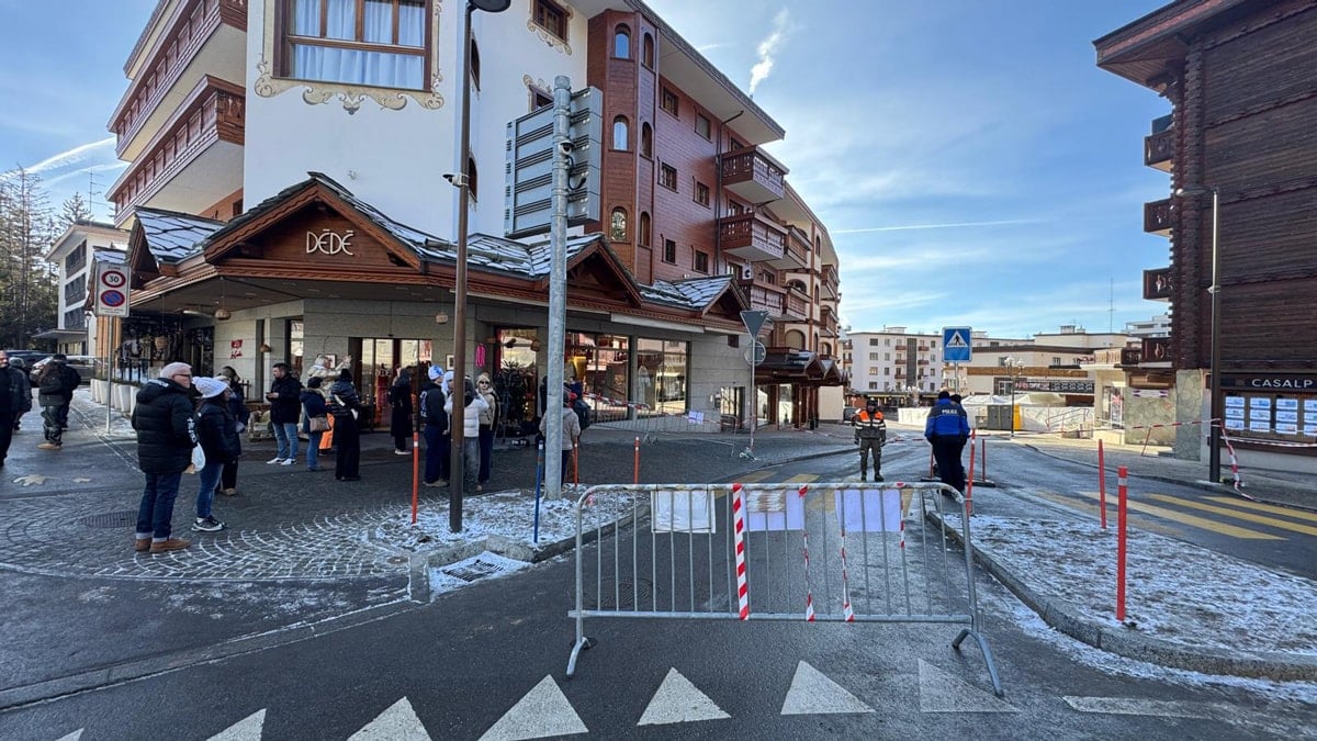 Barda çıkan yangında korkunç bilanço: 40 ölü, 115 yaralı