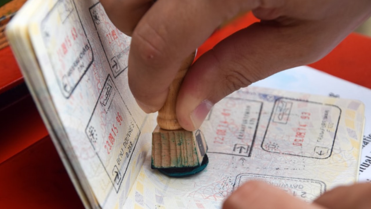 İki ülke arasında vizesiz seyahat kalkacak! Anlaşma feshedildi