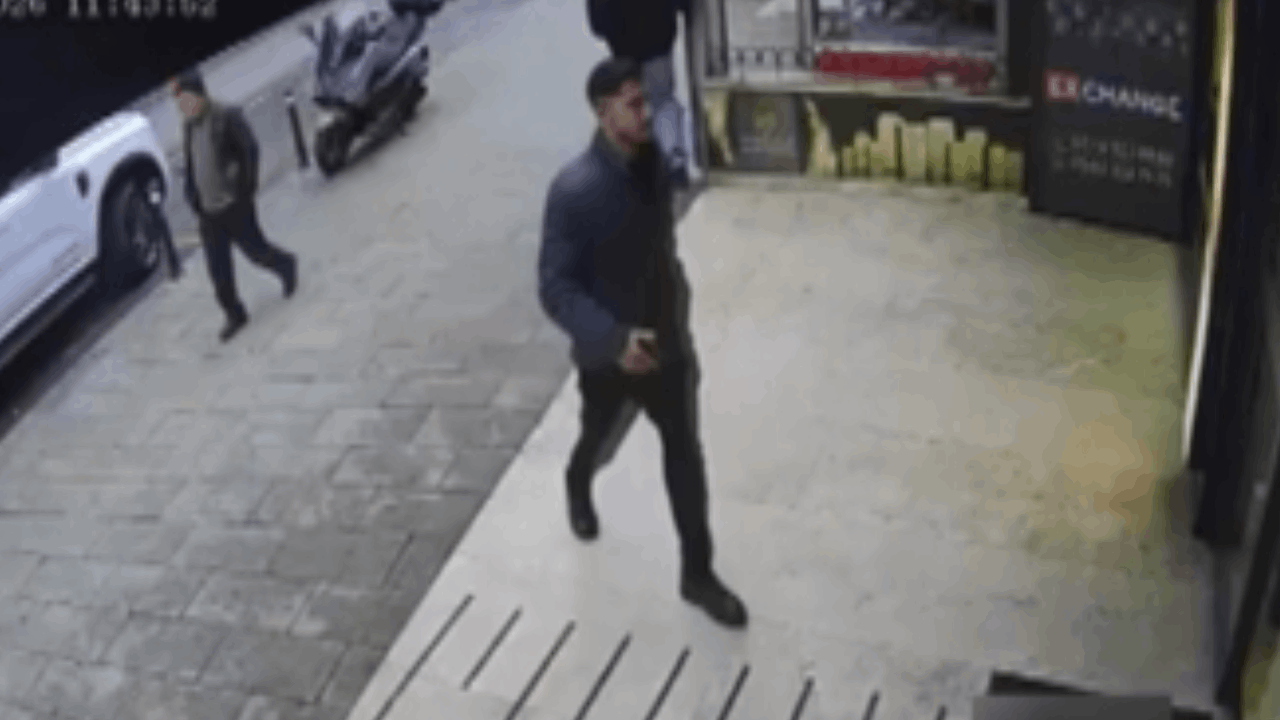 Kadıköy’de vurgun: 'bankacıyım' diyerek 809 bin lira dolandırdı