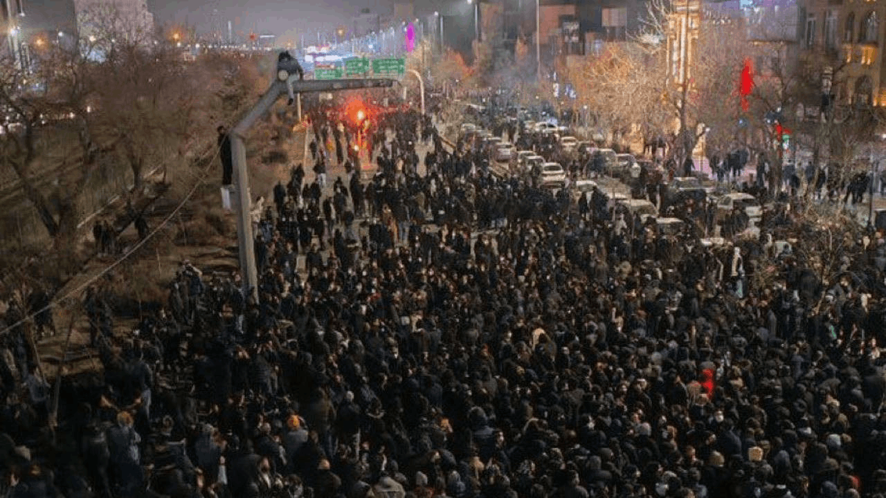 İran'daki gösterilerde ölenlerin sayısı 2 bin 615’e yükseldi
