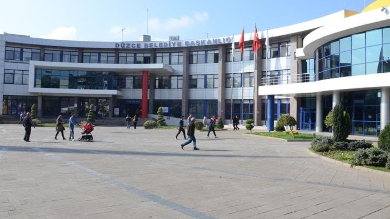 AKP’li belediyede anıt yapımına 248 milyon harcadı