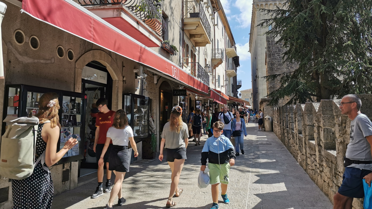 Ülkenin içinden 2 tane yavru ülke doğdu: Avrupa'nın tam göbeğinde
