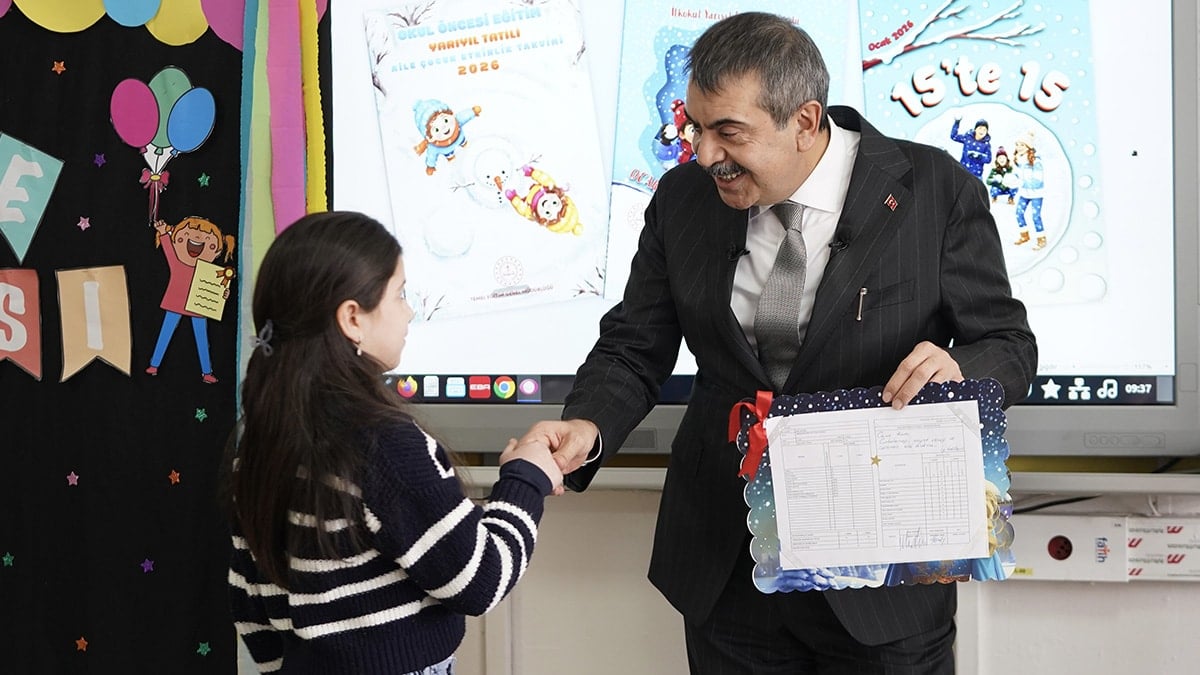 Atatürksüz karneyi böyle savundu