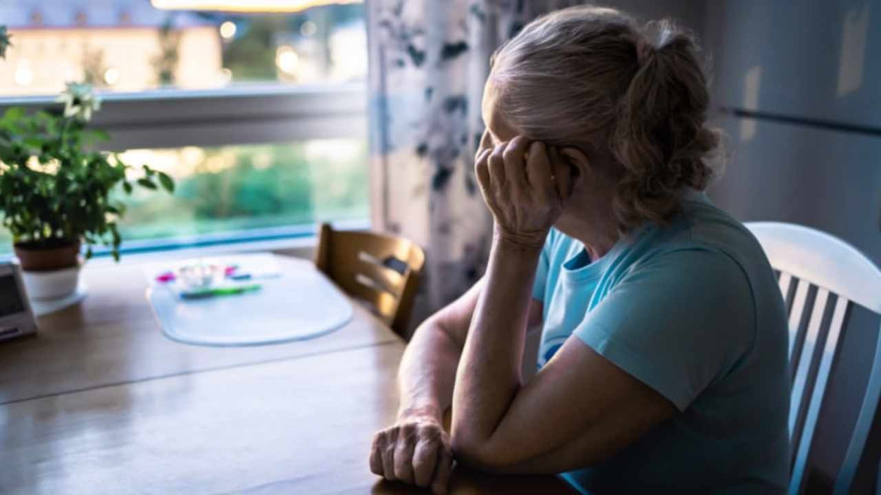10 bin kişi 7 yıl incelendi: Yalnızlığın beyne yaptığı etki ilk kez ortaya çıktı
