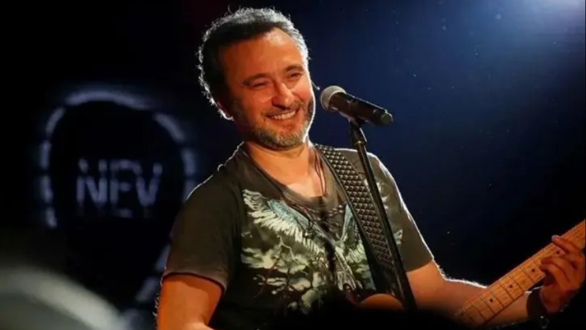 Şarkıcı Nev’den sevenlerine kötü haber