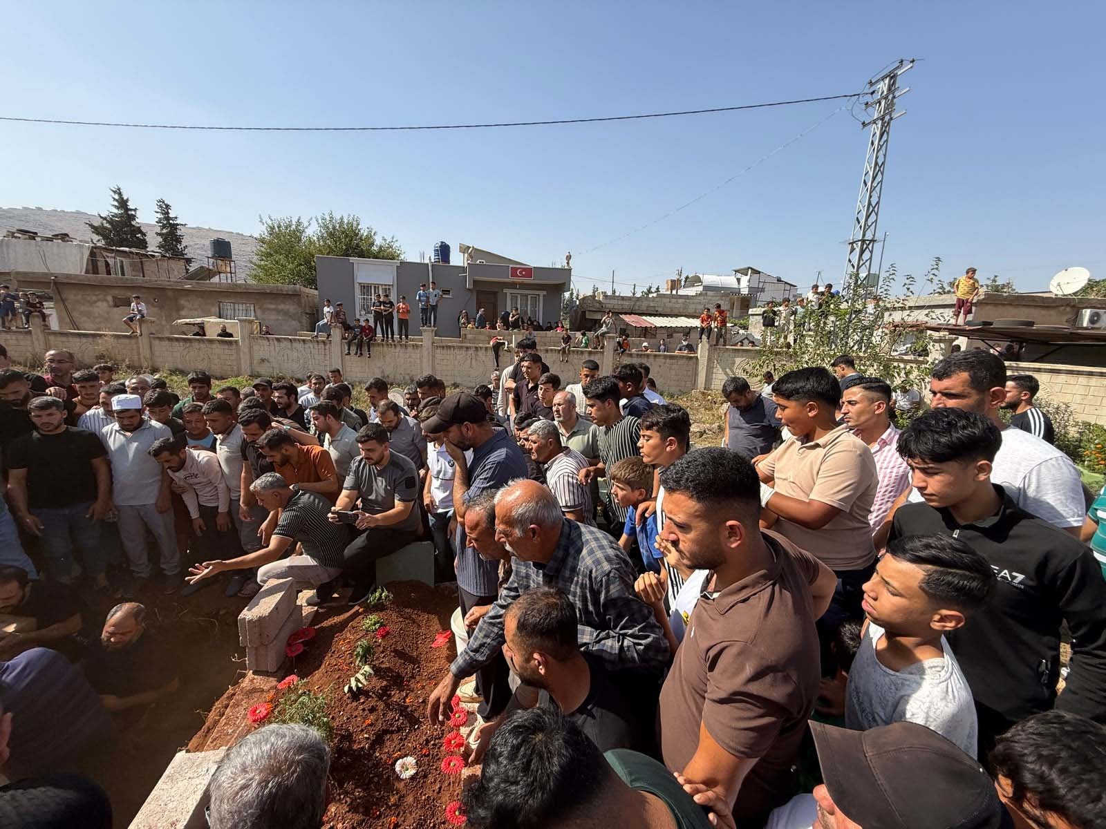 Girne’deki gemi kazasında yaşamını yitiren Mustafa'nın cenazesi toprağa verildi
