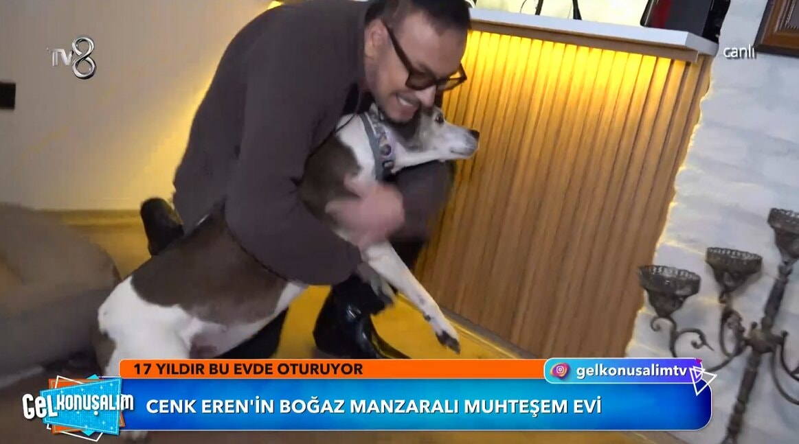 12 YAŞINDAKİ KÖPEĞİNİN PORTRESİNİ YAPTIRDI