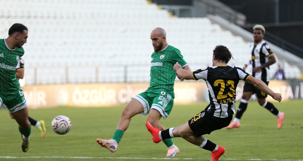 7 gollü maçta kazanan Muğlaspor: Deplasmanda Manisa FK'yı devirdi