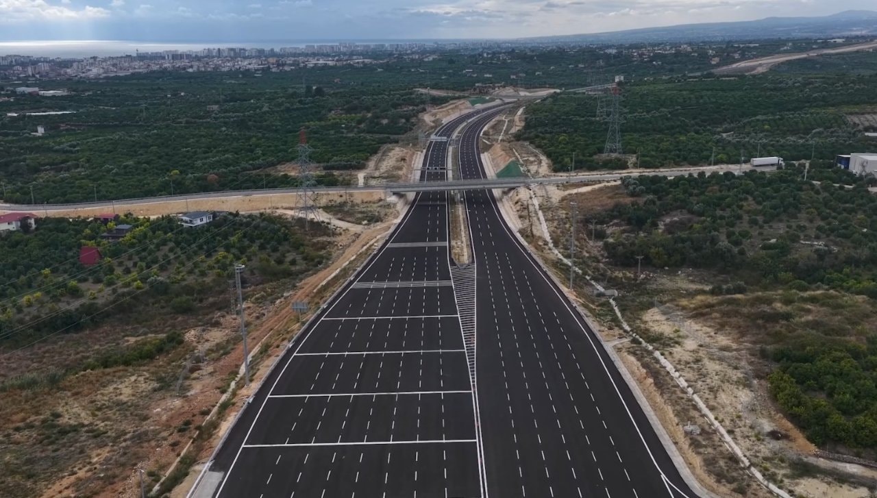 Yarın gece trafiğe açılacak: 7 tünel ve 10 kavşakla 2,5 saatlik yol 18 dakikaya düşecek