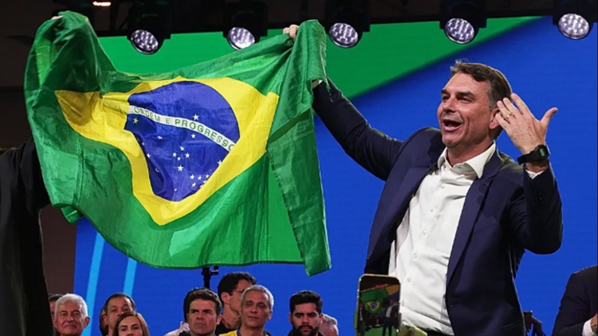 Brezilya'da seçimi kaybeden Bolsonaro, sonuçları tanımadığını duyurdu