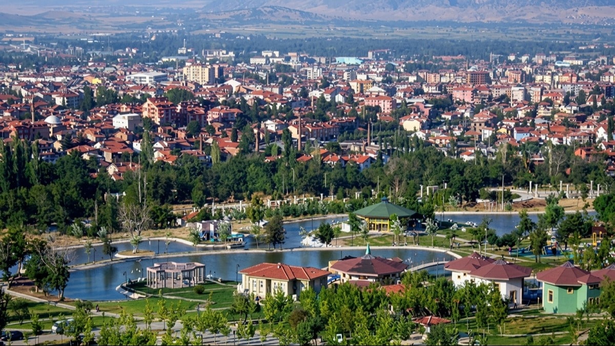 Yedi-içti-giydi-gezdi-tozdu belediyeye ödetti, serbest