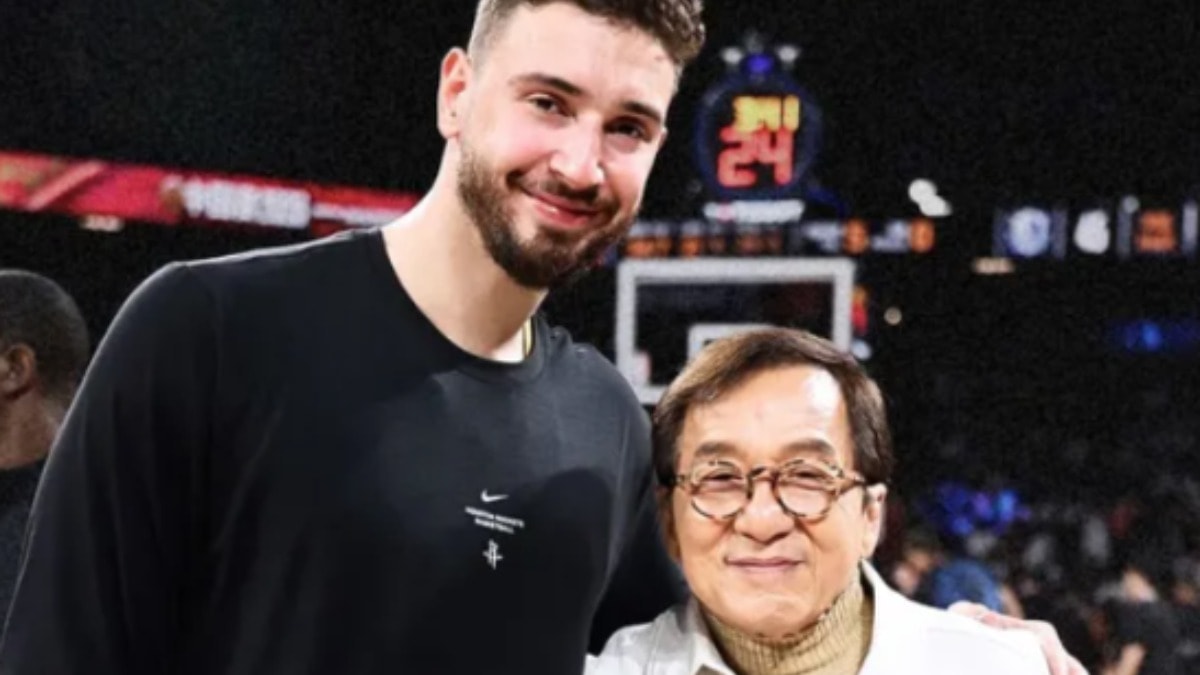 Jackie Chan'den milli yıldız Alperen Şengün'e övgü dolu sözler