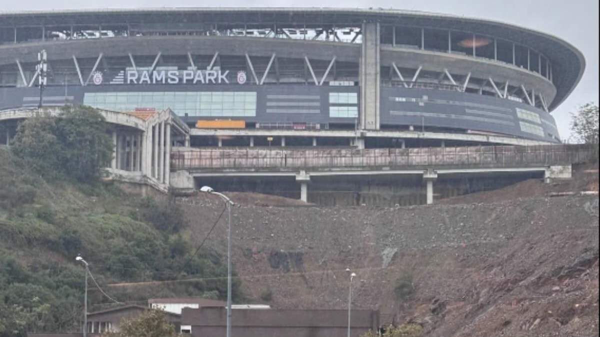 Bakanlıktan RAMS Park açıklaması! Herkes toprak kayması ve çatlak olup olmadığı merak ediyordu