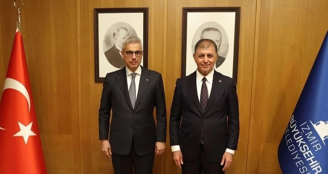 Erdoğan portresini astı mecliste boykot edildi