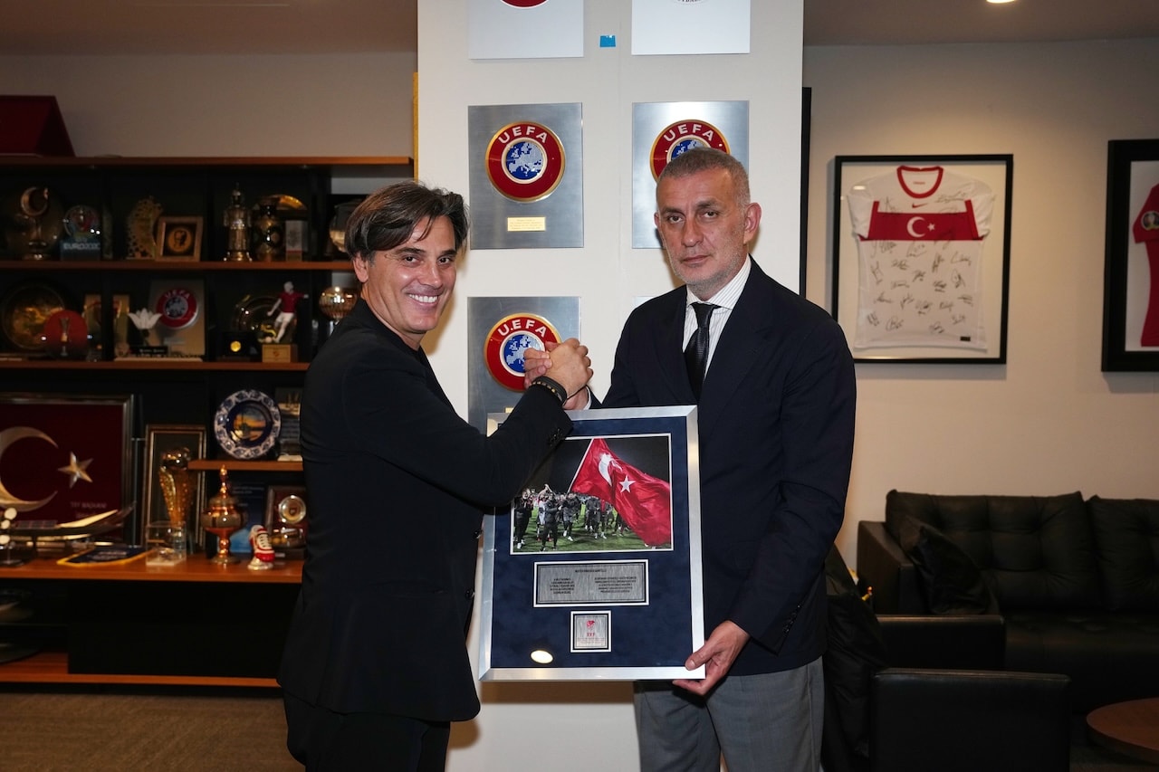 TFF Başkanı İbrahim Hacıosmanoğlu, Montella ile bir araya gelerek vedalaştı