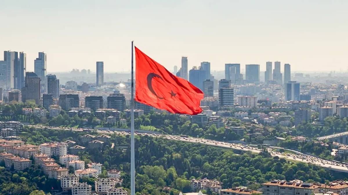 İLK SIRADA YER ALAN EN GÜÇLÜ BEŞ ADAY