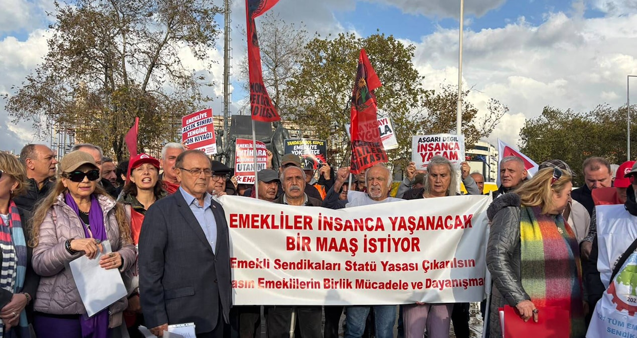 Türkiye'nin Dört Bir Yanından Gelen Emekliler Ankara'da Seyyanen Zam Eylemi Yaptı