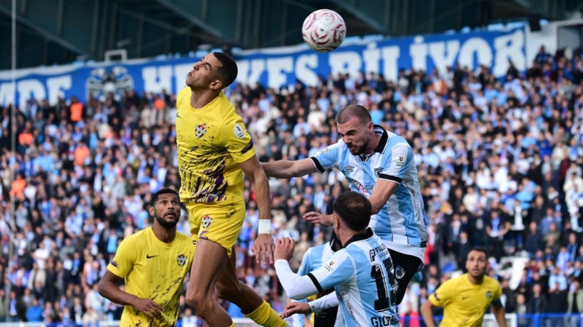 Erzurumspor FK 3 puanı 2 golle aldı