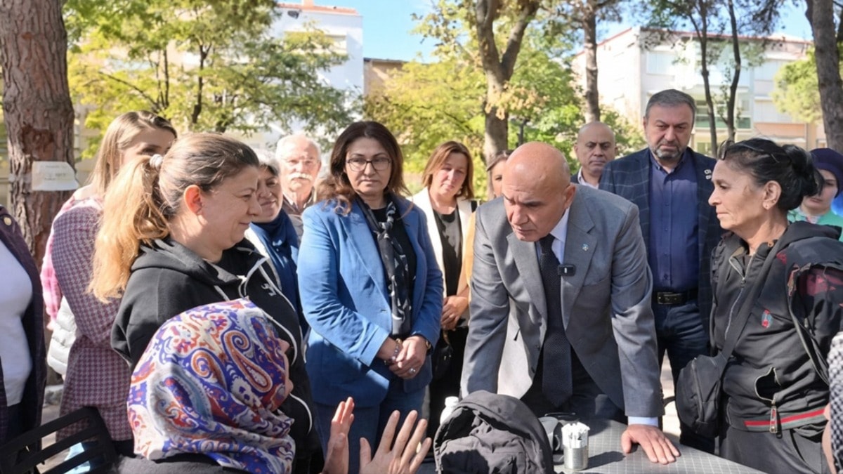 'Emekliler denizi göremiyor AKP’li foncu yat sefasında'