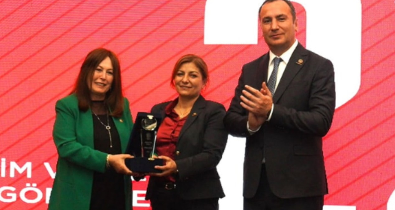 Yılın Gazetecilik Ödülü SÖZCÜ’ye