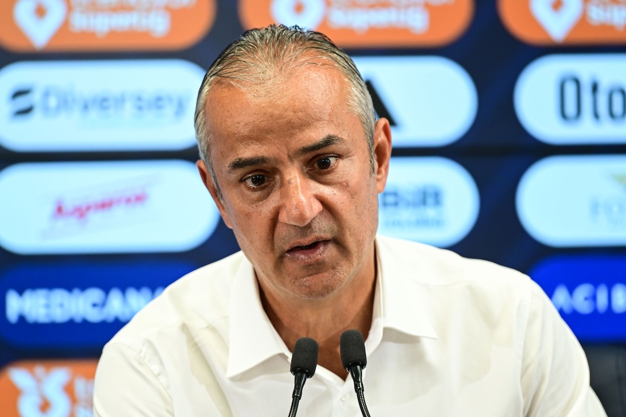 Fenerbahçe'de çifte ayrılık! İsmail Kartal'ın istemediği iki isim gönderiliyor