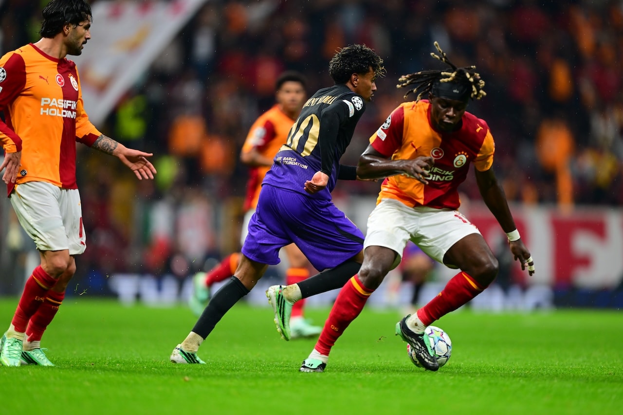 Son üç yılda transfere Barcelona’dan çok harcayan Galatasaray acı bir reçeteyle karşılaştı! Parayla Saadet olmuyor