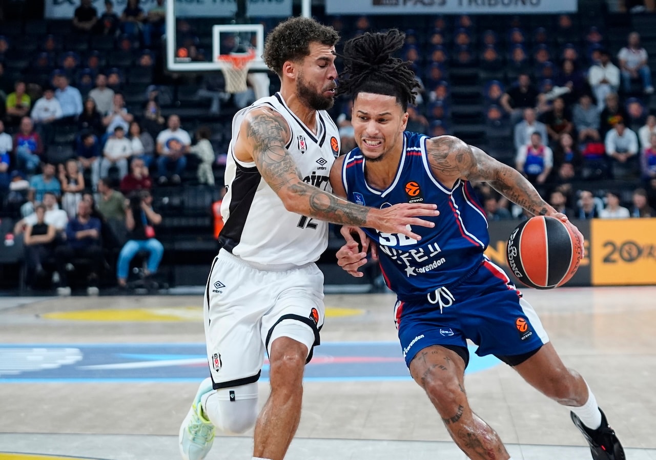 Avrupa'da Türk derbisi Anadolu Efes'in