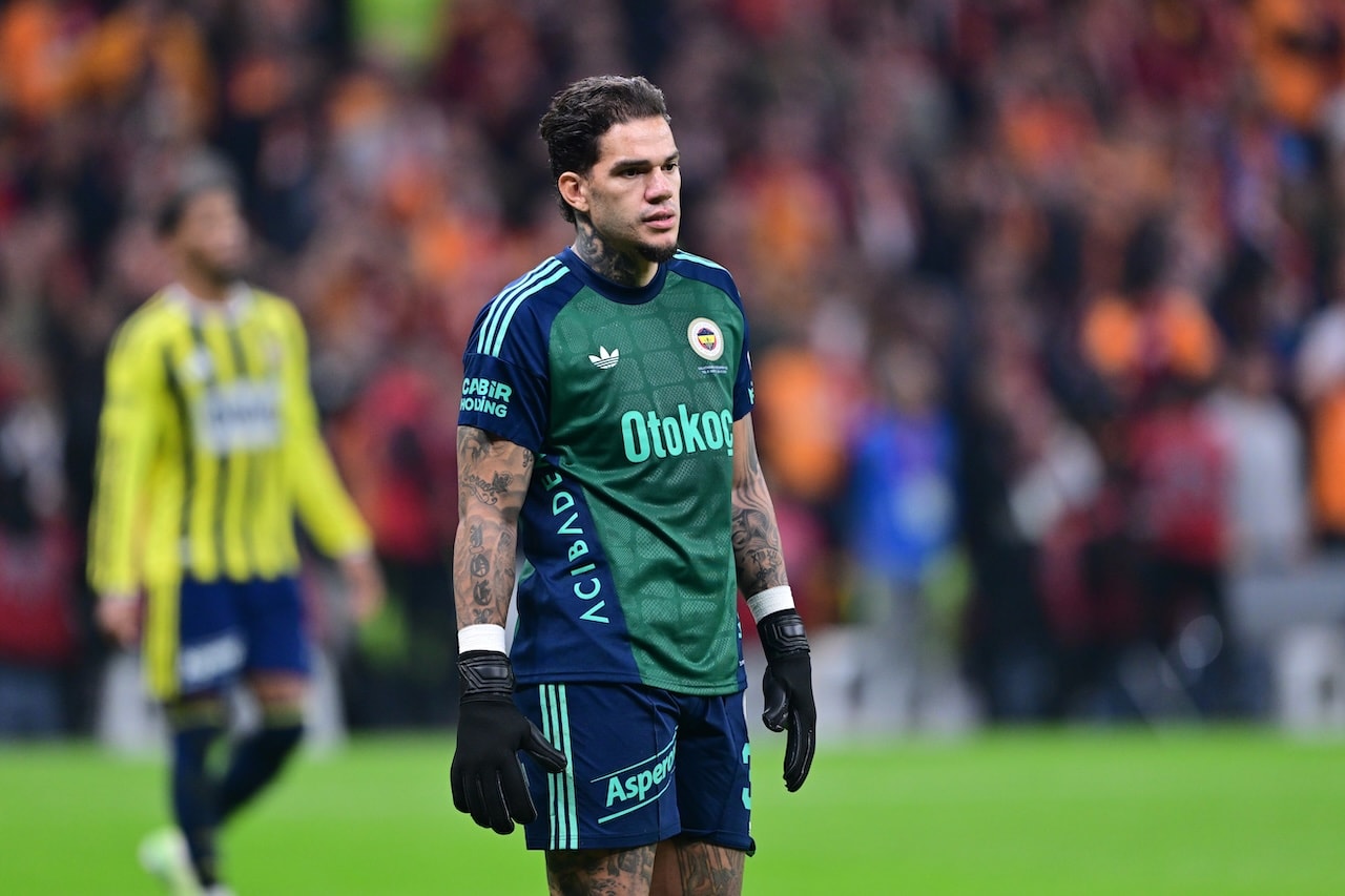 Ederson taraftardan özür diledi