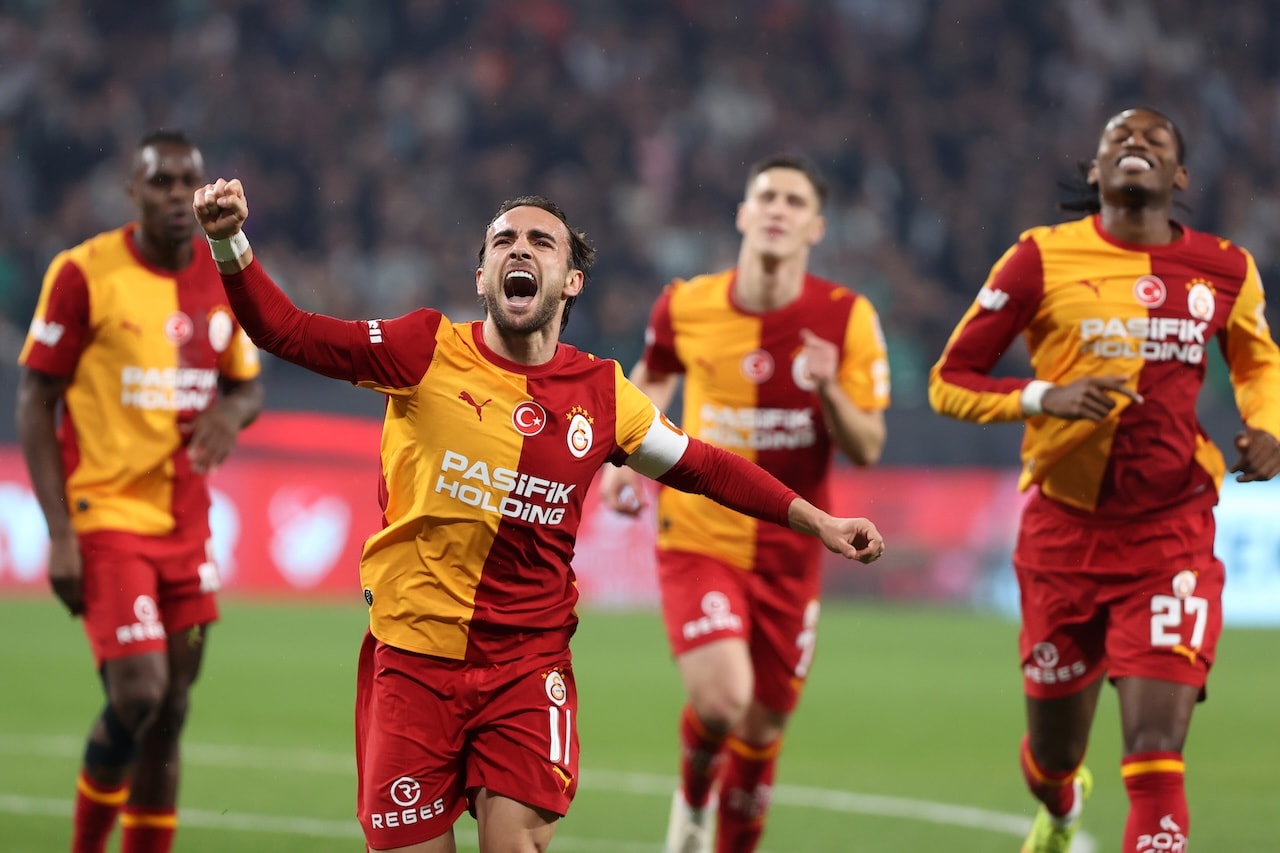 Galatasaray 4 golle kazandı! Sarı-kırmızılılar son haftalardaki çıkışını Konya'da da sürdürdü
