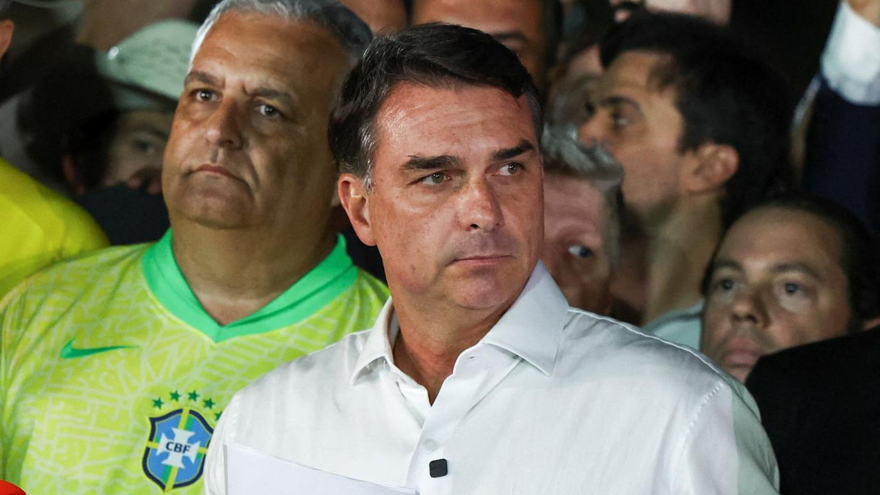 Seçimi kaybedince ABD'ye kaçan Bolsonaro kendini başkan ilan etti
