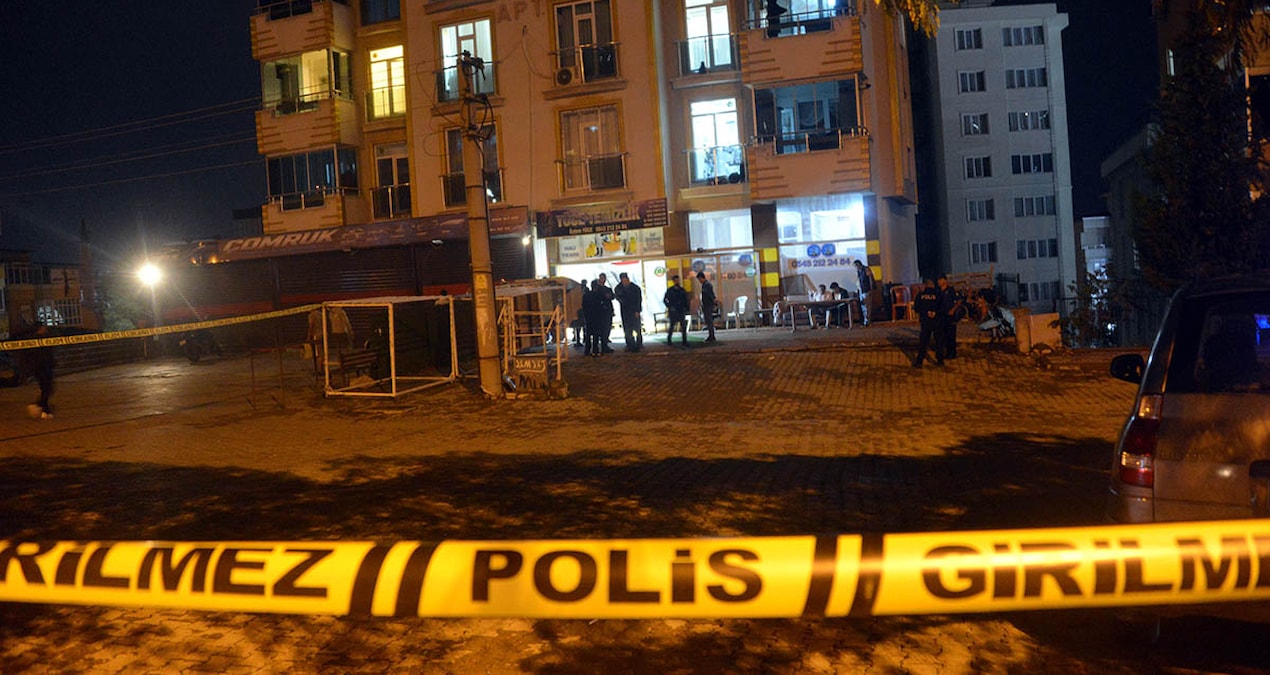 Kahramanmaraş'ta Mevlüt Can K., tartıştığı iki arkadaşını bıçakla yaraladı