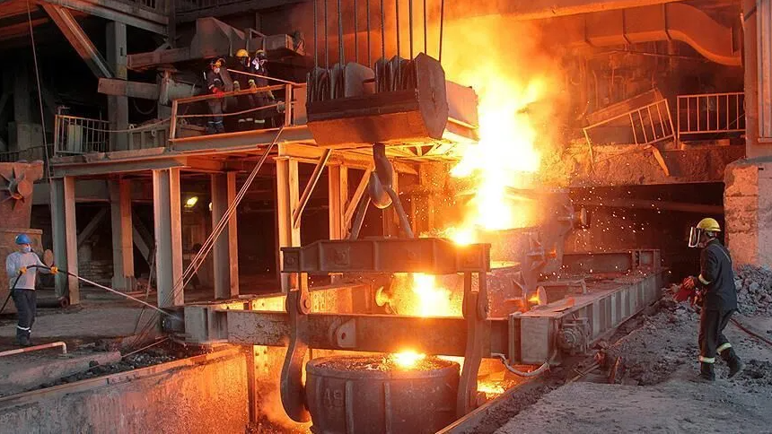 100 yıldır seri üretimde olan çelik fabrikasında üretim durdu
